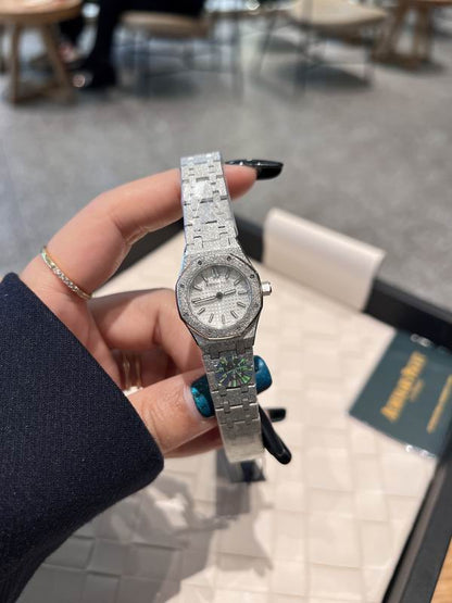 ✨ Audemars Piguet Royal Oak Frosted Bracelet Watch (Luxury Edition) ✨