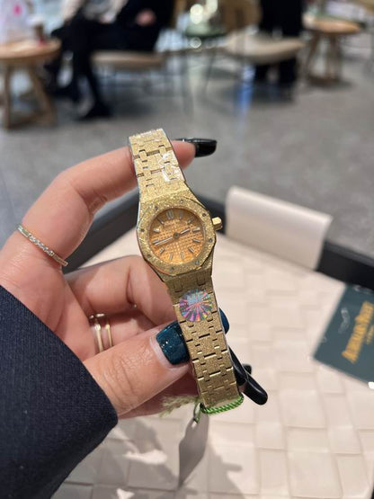 ✨ Audemars Piguet Royal Oak Frosted Bracelet Watch (Luxury Edition) ✨