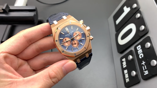 Audemars Piguet Royal Oak Chronograph – 18K Rose Gold – Blue Dial