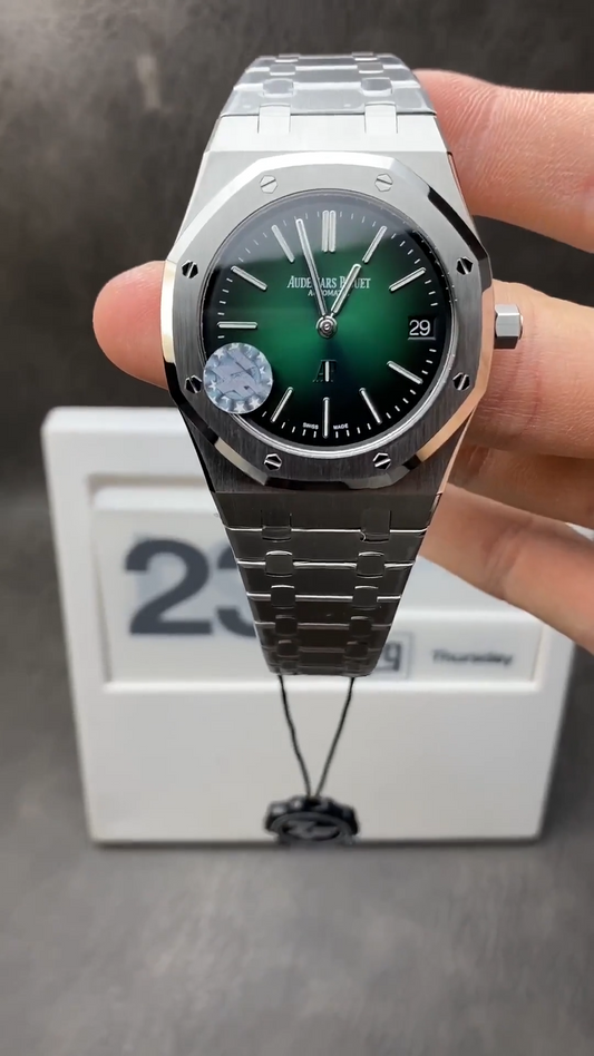Audemars Piguet Royal Oak – Green Dial Automatic